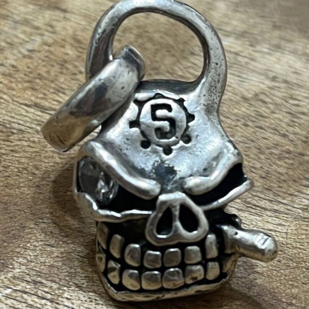 Starlingear Puncher Cigar Slickster Skull .925 Silver Pendant W/Stone in Eye